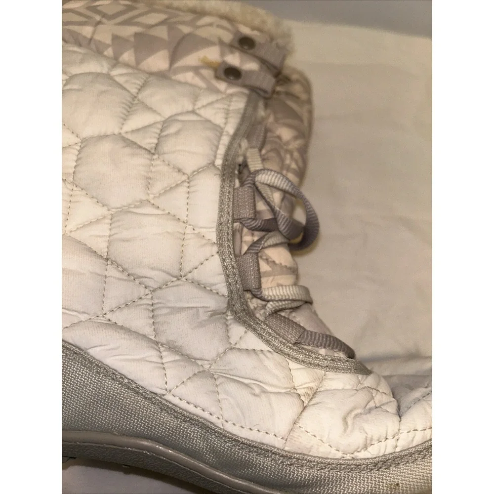 Columbia minx mid ll Stone cream‎ quilted winter boot women's size 8.5